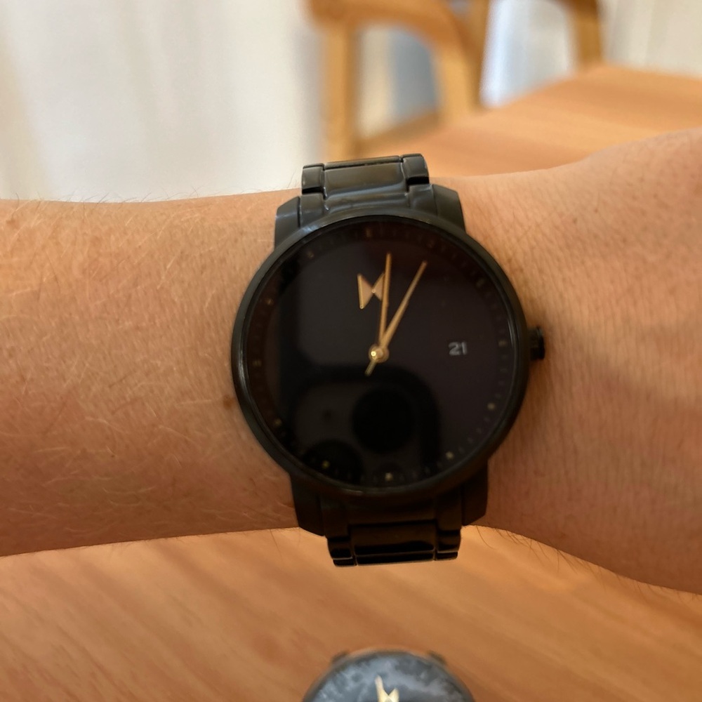 MVMT black Watch
